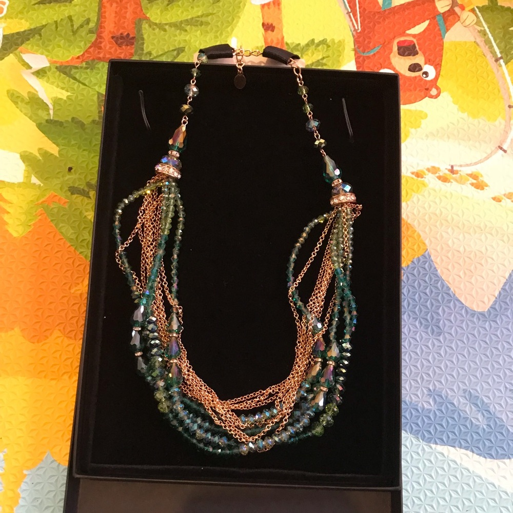 Green and gold necklace